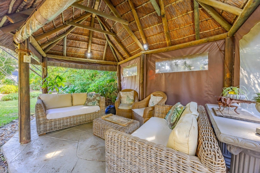 9 Bedroom Property for Sale in Durbanville Western Cape